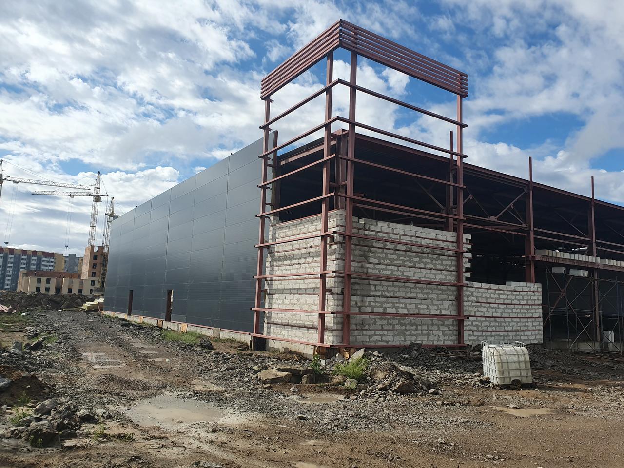 Строительство торгового дома