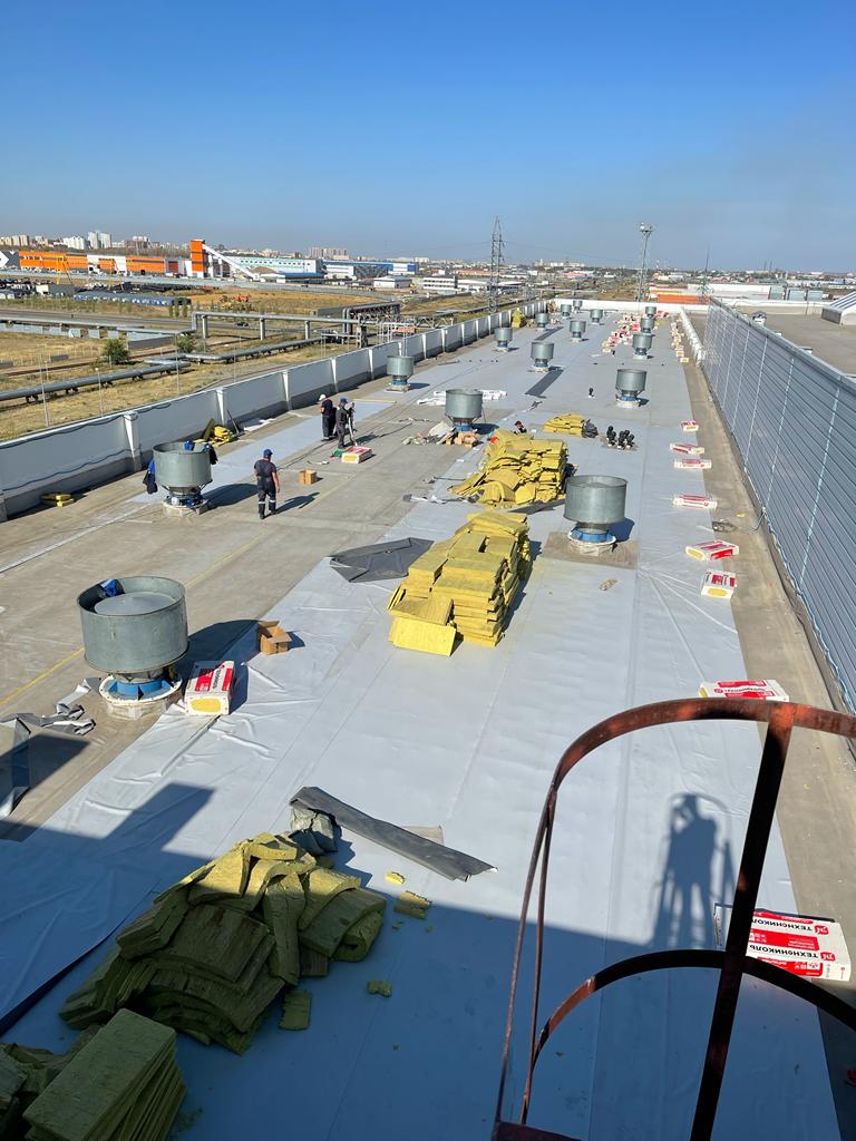 Монтаж ПВХ-мембраны Электровозосборочный завод